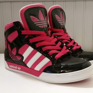 adidas originals hard court hi big logo